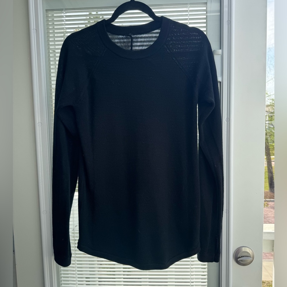 Lululemon 100% Merino Wool Black Sweater Size 6